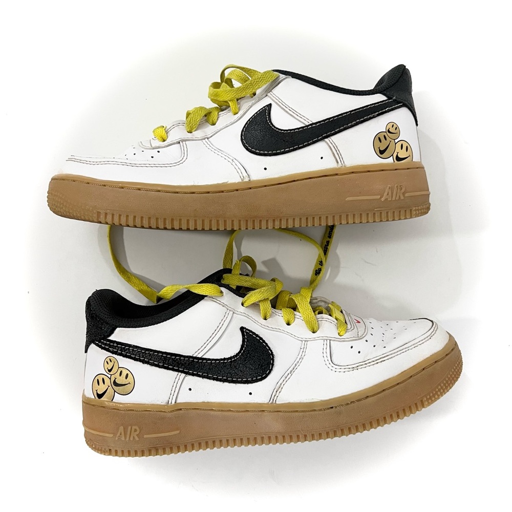 Nike Air Force 1 Low 07’ Go The Extra Smile Size 6Y